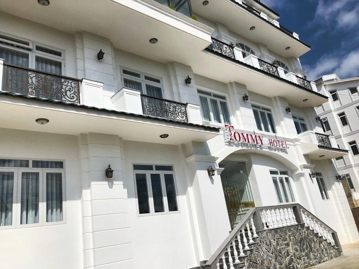 Khach San Tommy Hotell Dalat Eksteriør bilde