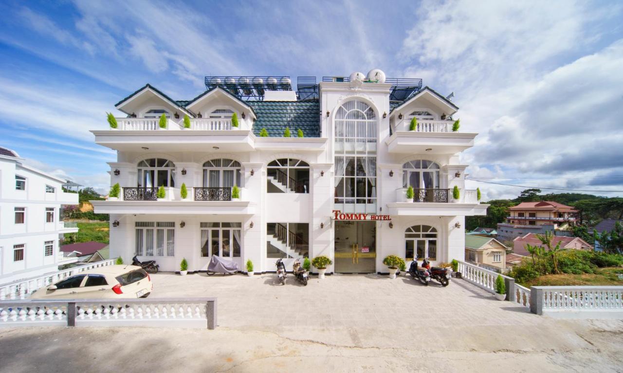 Khach San Tommy Hotell Dalat Eksteriør bilde