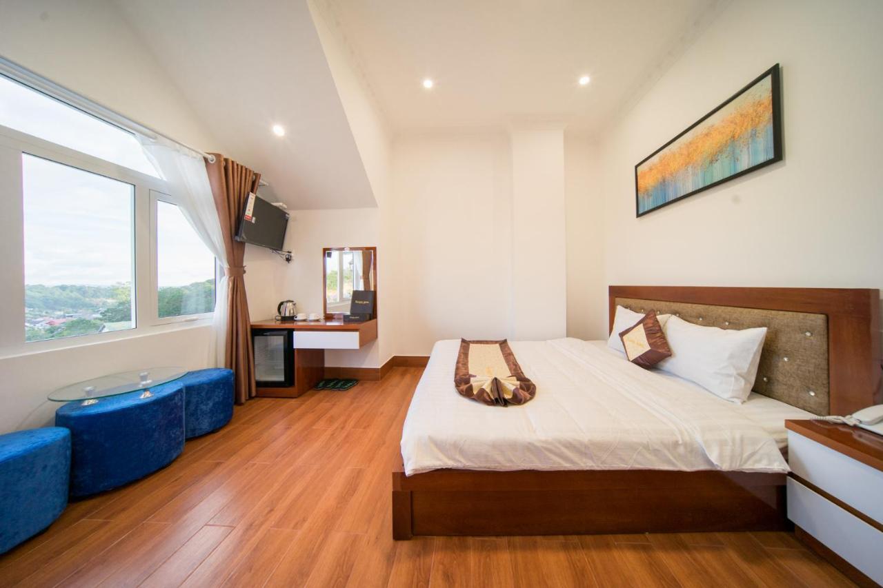 Khach San Tommy Hotell Dalat Eksteriør bilde