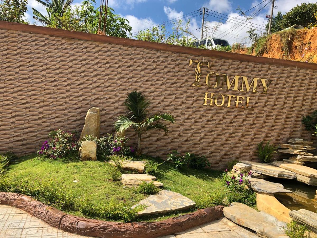 Khach San Tommy Hotell Dalat Eksteriør bilde