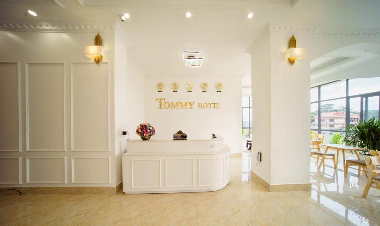 Khach San Tommy Hotell Dalat Eksteriør bilde